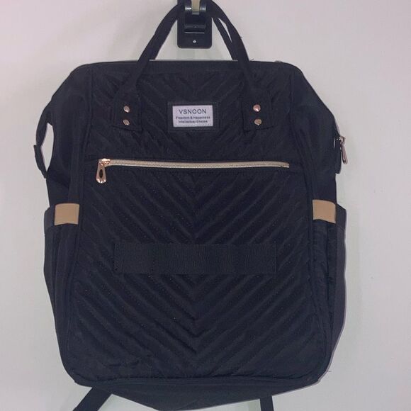 Vsnoon Quilted Black Diaper Travel Backpack with USB‎ Port & Laptop Sleeve main image 5